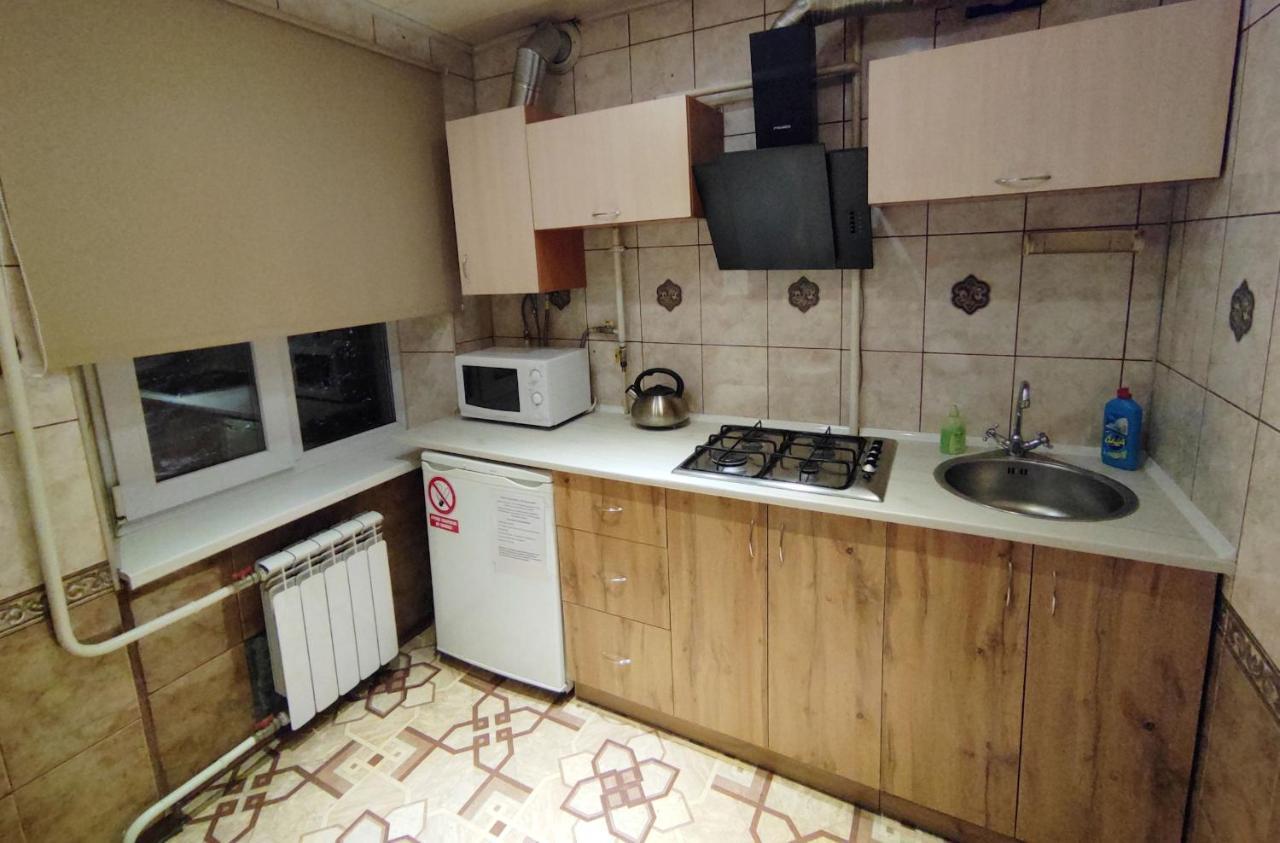 Апартаменты В Центре Металлургов 27 Kr Apartments Kryvyj Rih Eksteriør billede