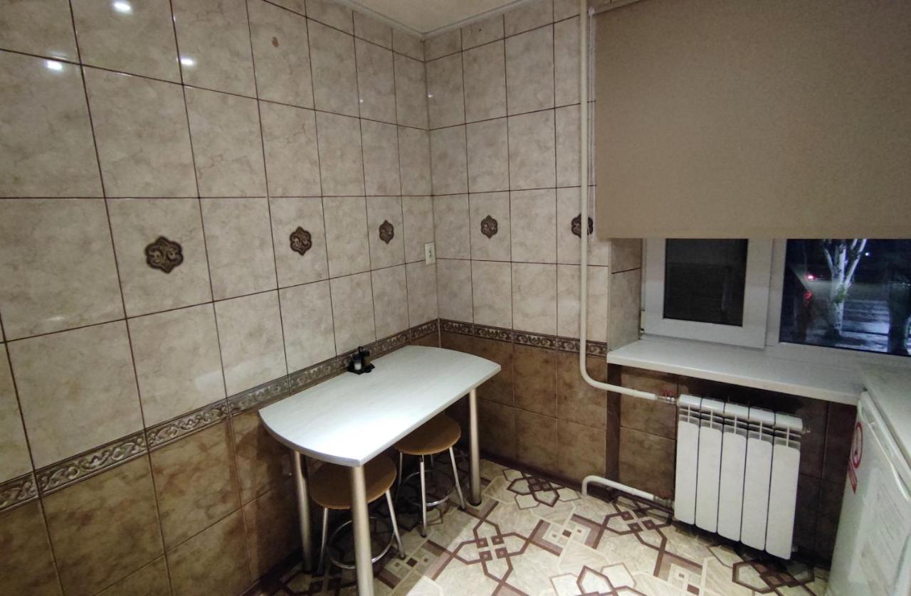 Апартаменты В Центре Металлургов 27 Kr Apartments Kryvyj Rih Eksteriør billede