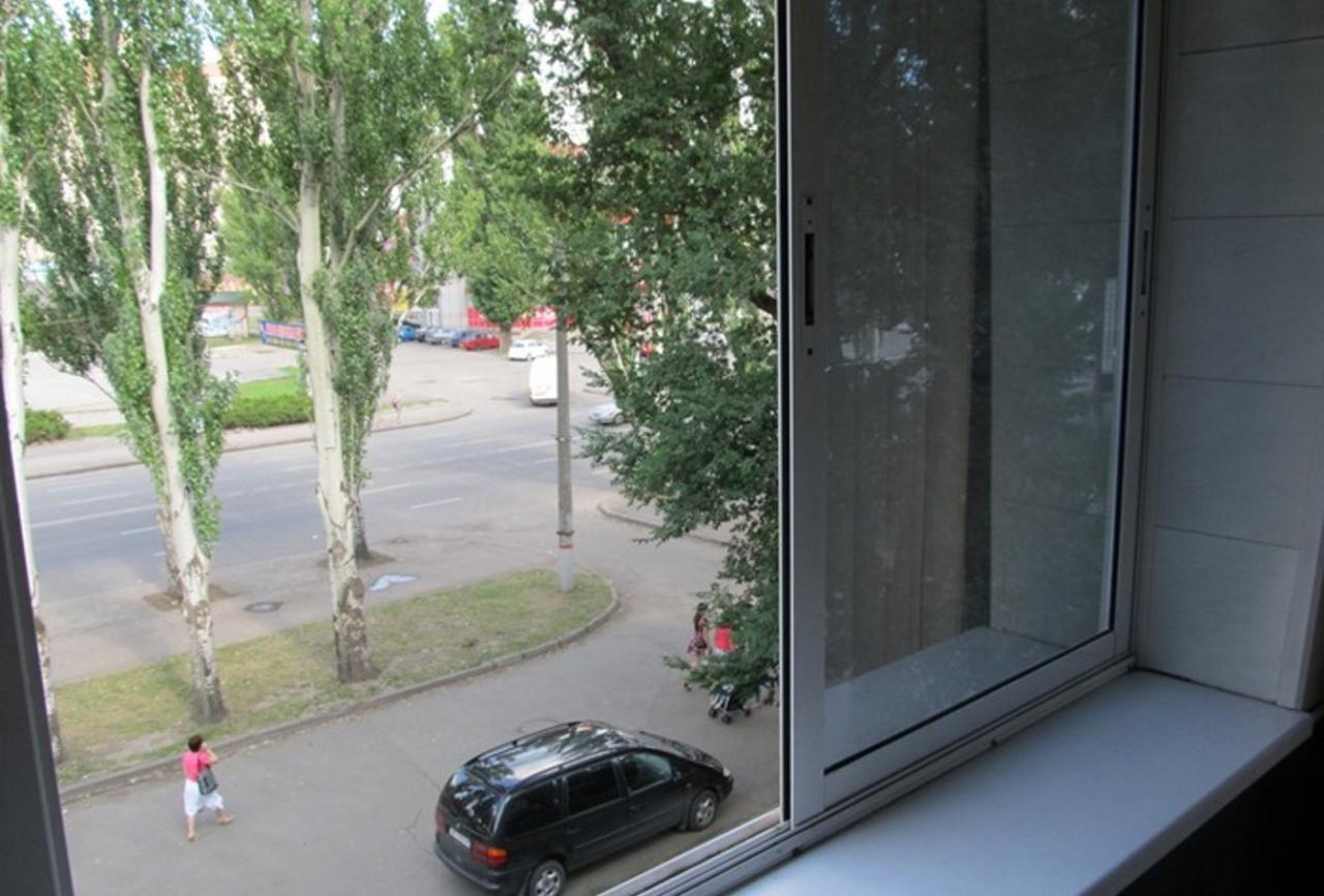 Апартаменты В Центре Металлургов 27 Kr Apartments Kryvyj Rih Eksteriør billede