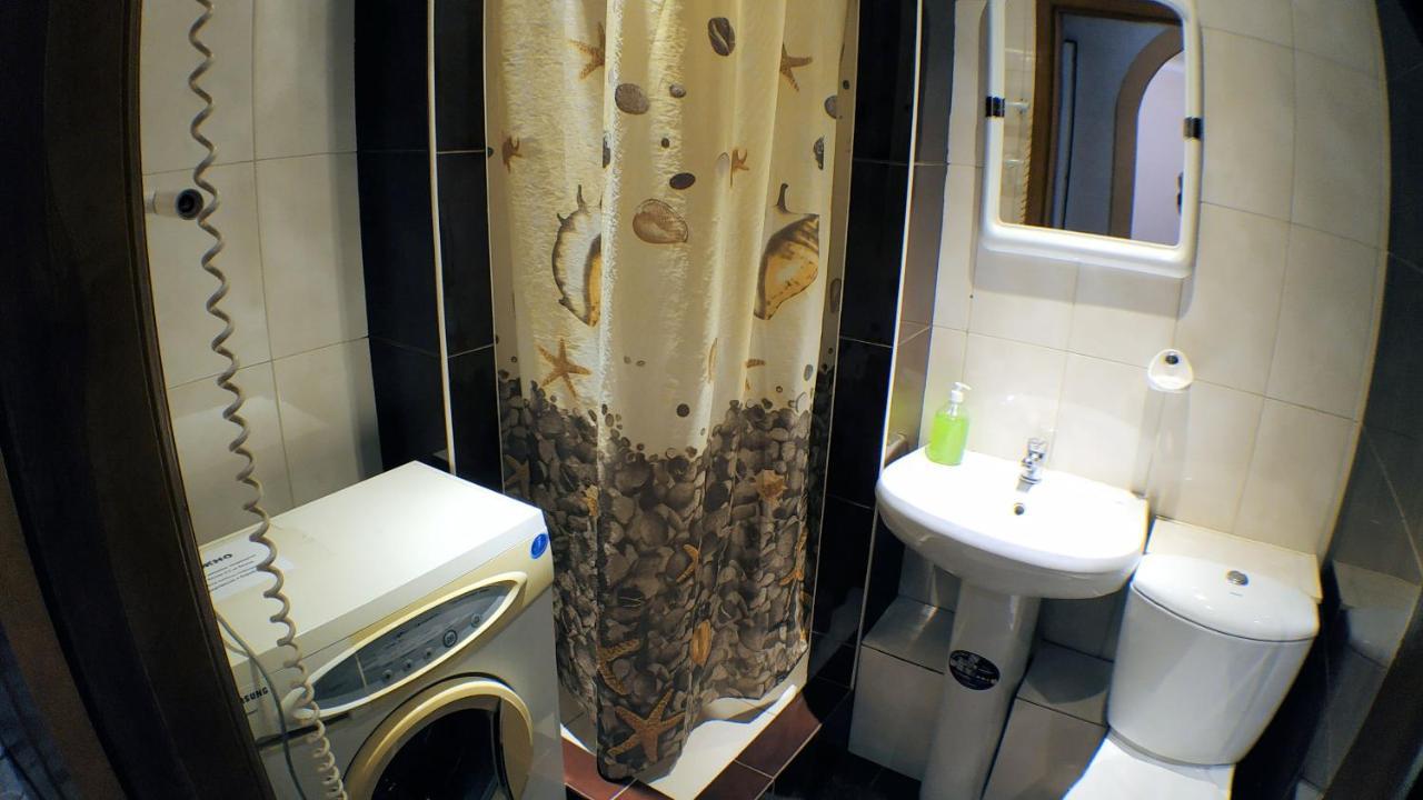 Апартаменты В Центре Металлургов 27 Kr Apartments Kryvyj Rih Eksteriør billede